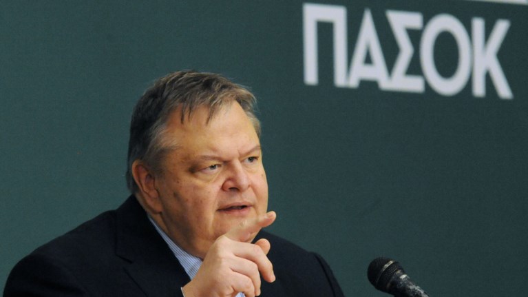 giati-o-ebenizelos-eisigithike-tin-psifo-empistosunis