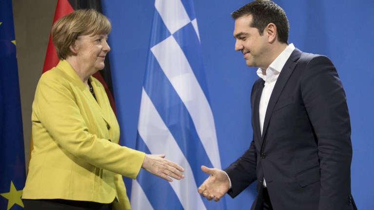 meta-to-berolino-arxizoun-ta-duskola-stin-athina