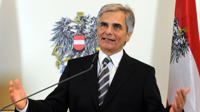 drimeia-kritiki-faiman-i-germania-epidiwkse-tin-tapeinwsi-tis-elladas