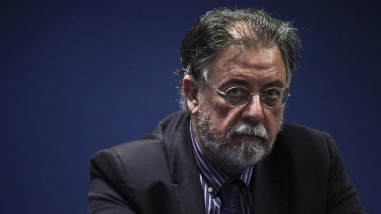 antidra-to-upourgeio-prostasias-tou-politi-sto-suntaksiodotiko-twn-enstolwn