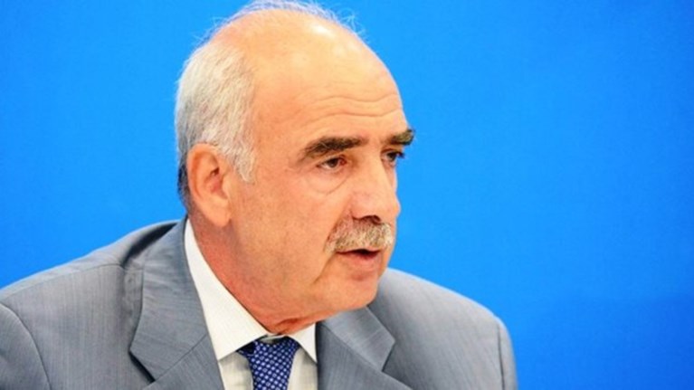 baries-kataggelies-meimaraki-gia-baroufaki-kai-funds