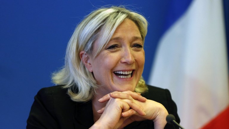 die-zeit-i-gallia-den-einai-ellada-kai-i-lepen-den-einai-tsipras
