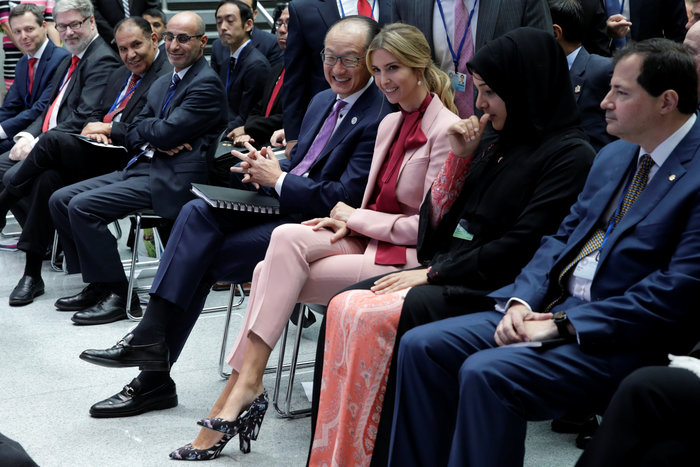 upl59e3188fb0d59 | Lamianow.gr