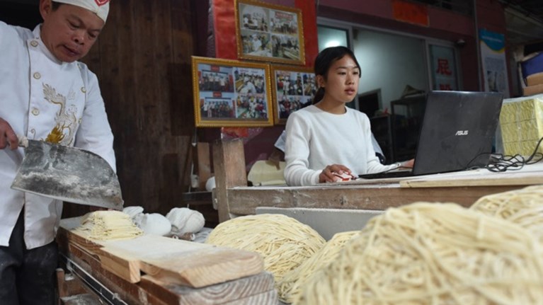 i-epituxia-enos-apomonwmenou-xwriou-apo-ta-suskeuasmena-nountls