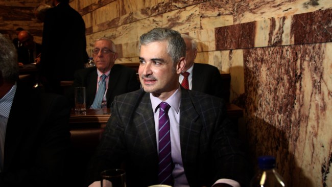 Η πρώτη επίθεση Σπηλιωτόπουλου στον Σακελλαρίδη για το παρεμπόριο