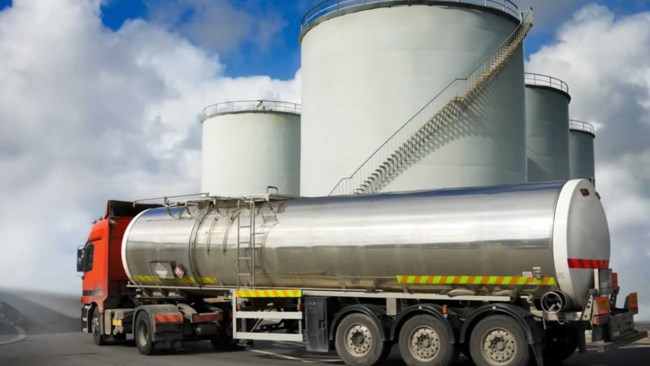 Αλμα στις ευρωπαϊκές τιμές ενέργειας - Διψήφια ανατίμηση αμόλυβδης και ντίζελ στην ΕΕ