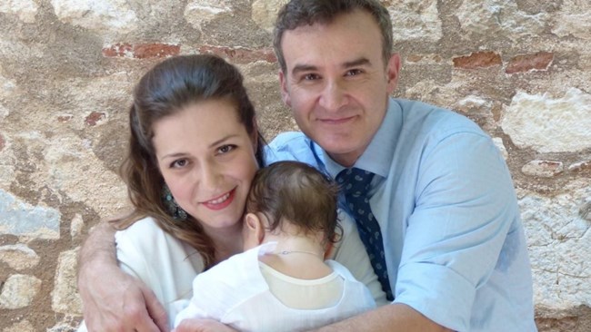 Δείτε εικόνες από τη βάφτιση του γιου του Νίκου Ορφανού