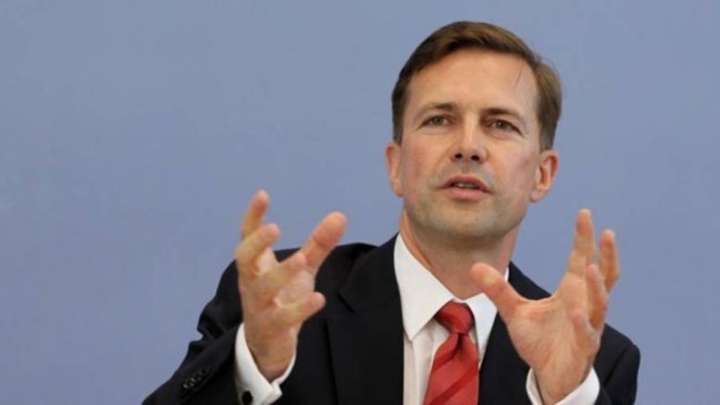 Ζάιμπερτ: Αδιανόητο το άνοιγμα νέων ενταξιακών κεφαλαίων για την Τουρκία