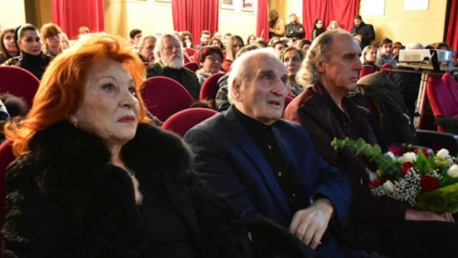 Διέρρηξαν το σπίτι του Νικήτα Τσακίρογλου & της Χρυσ. Διαβάτη
