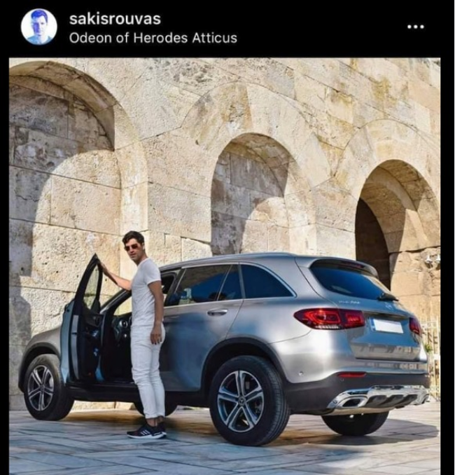 Σάκης Ρουβάς