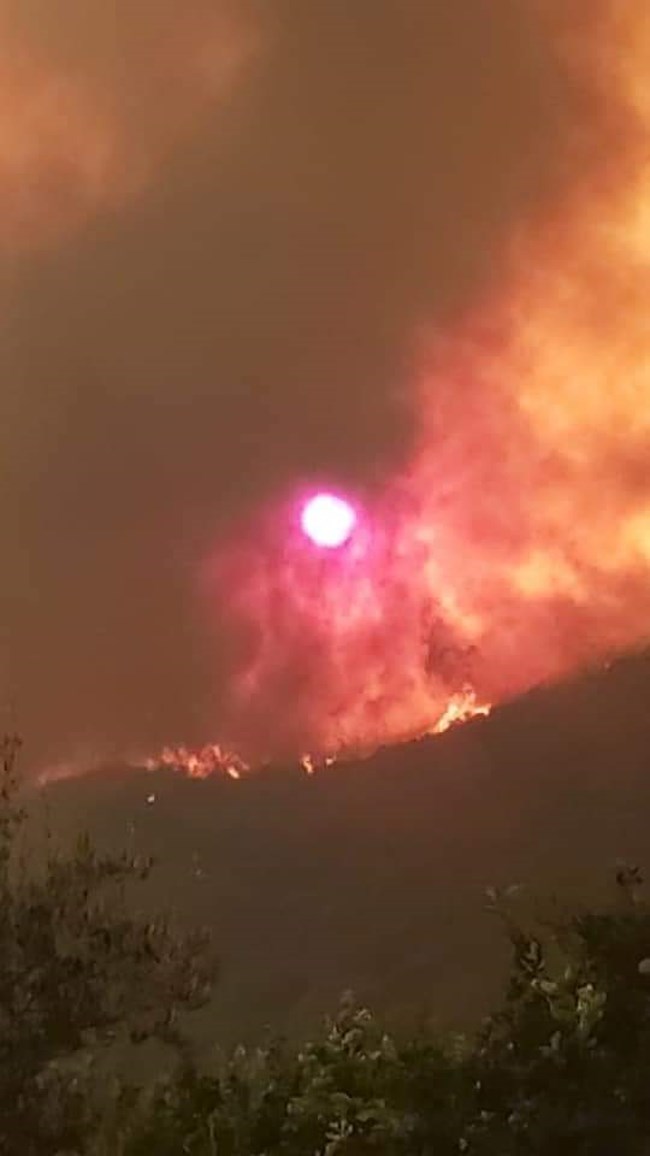 Φωτιά στη Μάνη