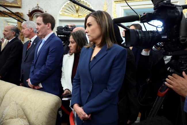 "Είσαι απαίσιος άνθρωπος": Νέο ξέσπασμα Τραμπ κατά δημοσιογράφου όταν ρωτήθηκε για τον Έπσταϊν [βίντεο]