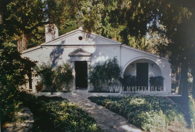 Πάσχα στον Σκορπιό: Αριστοτέλης & Αλέξανδρος Ωνάσης δίπλα στη σούβλα - Σπάνιες φωτό από το εσωτερικό του σπιτιού