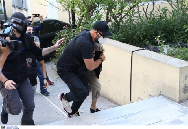 Επίθεση με βιτριόλι: Καταιγιστικές εξελίξεις - Δίωξη στην 35χρονη για απόπειρα ανθρωποκτονίας από πρόθεση