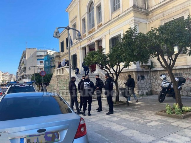 Απέρριψε το δικαστήριο το αίτημα Κουφοντίνα για διακοπή της έκτισης της ποινής, ώστε να μεταφερθεί στο νοσοκομείο