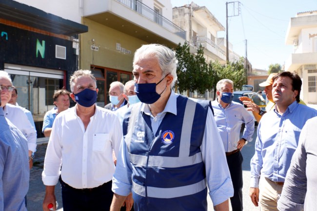 Σεισμός στην Κρήτη: Η πρώτη δύσκολη αποστολή Στυλιανίδη - Σκηνές για 2.500 ανθρώπους [Εικόνες]