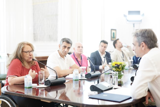 Συνάντηση Μητσοτάκη με εκπροσώπους ΑμεΑ για το "Προσβασιμότητα κατ’ οίκον": Ένα πρόγραμμα για εσάς, με εσάς - Δεν σταματάμε εδώ
