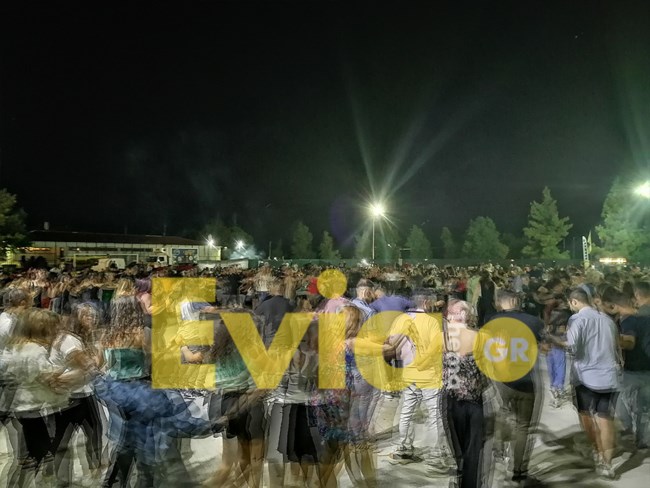 Καθενοί Ευβοίας: Κορονο-πανηγύρι με 2.000 άτομα - Γέμισαν ασφυκτικά το γήπεδο [εικόνες, βίντεο]