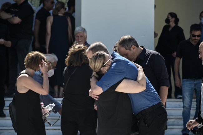 Κηδεία Διονύση Σιμόπουλου