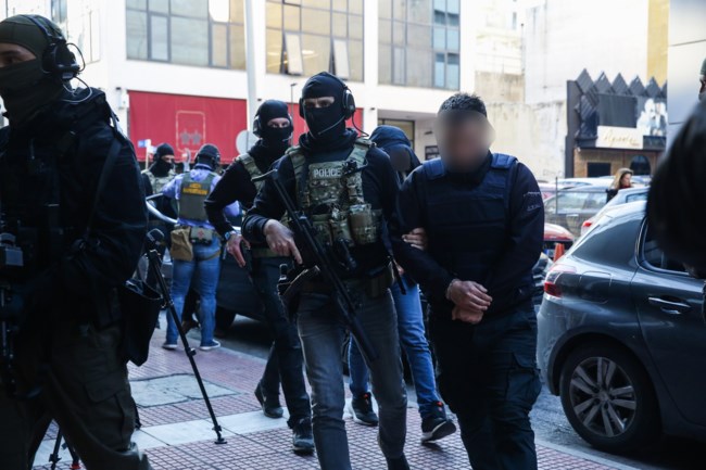 ΕΛΛΗΝΑΣ ΕΣΚΟΜΠΑΡ ΕΙΣΑΓΓΕΛΕΑΣ