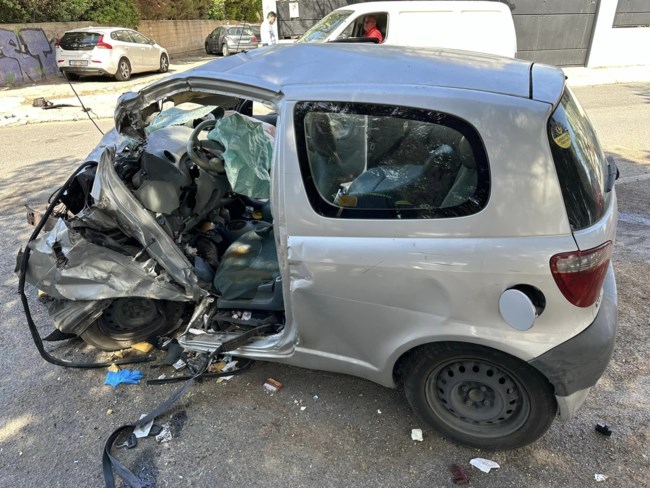 Νεκρός 37χρονος σε τροχαίο στο Καβούρι με ανατροπή αυτοκινήτου
