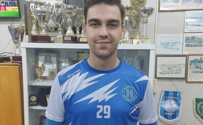 Θρήνος για τον ξαφνικό θάνατο του 25χρονου Δημήτρη - Ηταν ποδοσφαιριστής και φαντάρος στα Χανιά