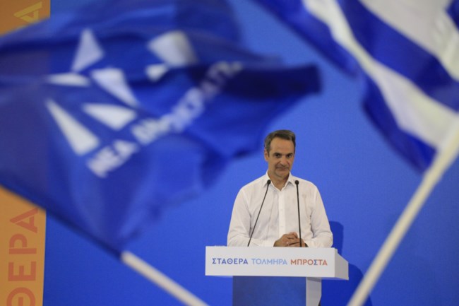 Μητσοτάκης: Ο Τσίπρας είναι διχαστικός και επικίνδυνος - Οι πολίτες μπορεί να ψηφίσουν ΠΑΣΟΚ και να τον δουν πρωθυπουργό