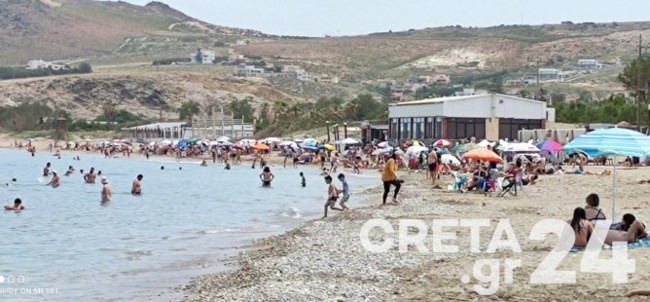 Ποιες καφετέριες και ποια εστιατόρια: Γέμισαν κόσμο οι παραλίες στην Κρήτη [εικόνες]