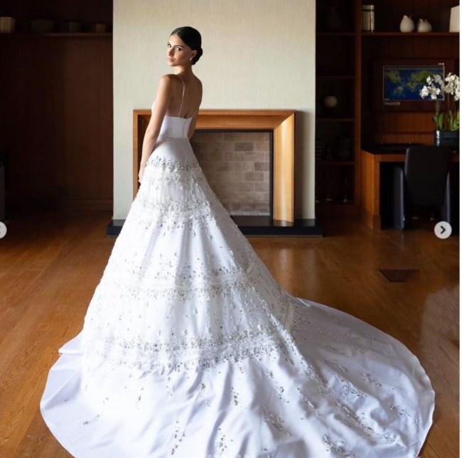 Σπάνιες εικόνες από την οικογενειακή έπαυλη της Αλεξάνδρας Νίκα στο Σούνιο