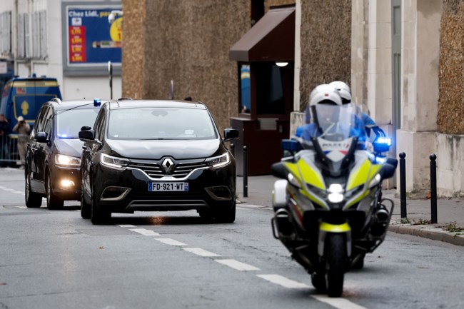 ΣΑΡΚΟΖΙ ΑΠΟΦΥΛΑΚΙΣΗ