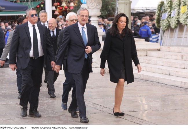 κηδεια τεωσ