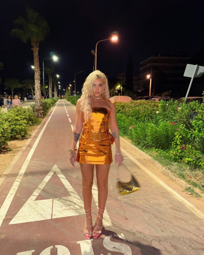 ΖΟΖΕΦΙΝ ΓΕΝΕΘΛΙΑ ΝΙΝΟ