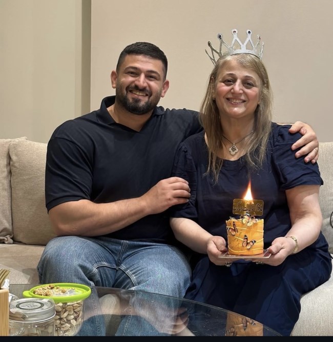 Ιράν: "Βγαίνω στους δρόμους χωρίς φόβο", έλεγε ο διαδηλωτής μποντιμπίλντερ - Νεκρός με σφαίρα στο κεφάλι