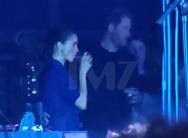 Πένθος τέλος: Χάρι και Μέγκαν "τα σπάνε" σε συναυλία, 16 μέρες μετά την κηδεία της Ελισάβετ [Εικόνες - Βίντεο]