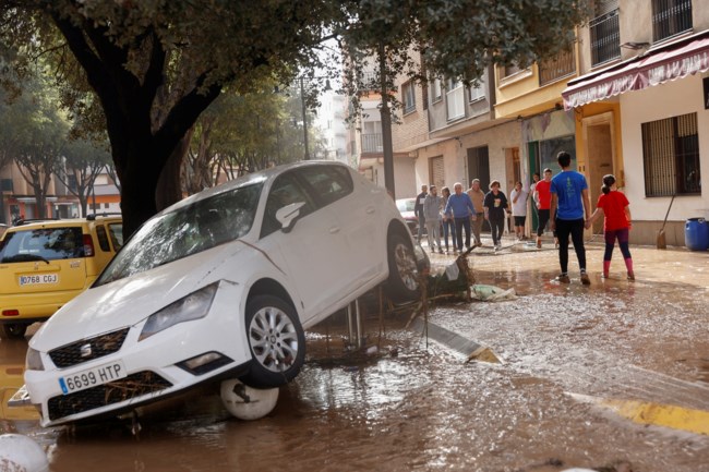 Ισπανία: Αυξάνεται ο τραγικός απολογισμός - Στους 95 οι νεκροί από τις πλημμύρες, οι 92 στη Βαλένθια - Τριήμερο εθνικό πένθος [εικόνες - βίντεο]