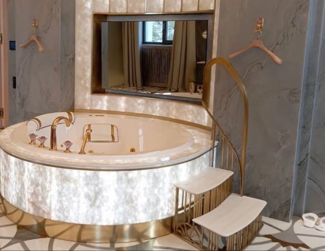 ΣΠΙΤΙ ΠΟΥΤΙΝ ΚΡΙΜΑΙΑ