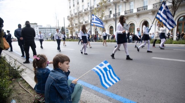 Ολα έτοιμα για τη στρατιωτική παρέλαση στη Θεσσαλονίκη: Drones, anti-drones και όπλα τεχνητής νοημοσύνης "κλέβουν" την παράσταση
