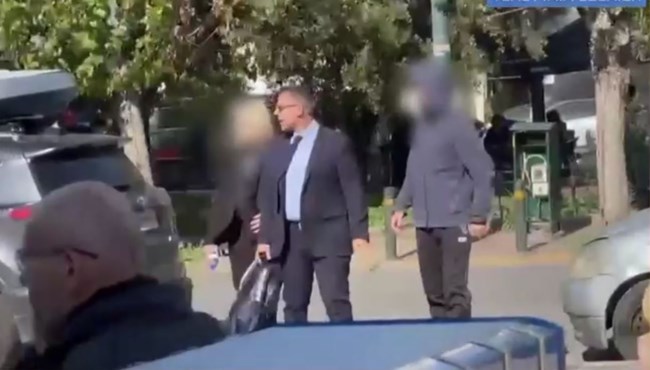 "Είπε στο παιδί εσύ φταις": Ξεσπά η πρώην σύζυγος του τενόρου μετά τη σύλληψη για τον ξυλοδαρμό του γιου του