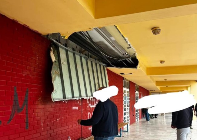 Ρόδος: Κατέρρευσε τμήμα οροφής σχολείου - Από θαύμα δεν υπήρξαν τραυματισμοί
