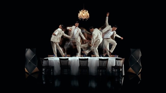 Η Bang & Olufsen ξαναγράφει τον ορισμό της πολυτέλειας νότα προς νότα