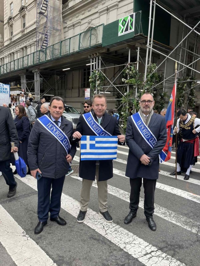 ΗΠΑ ΠΑΡΕΛΑΣΗ