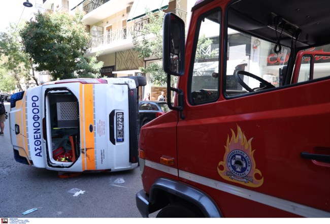ΑΣΘΕΝΟΦΟΡΟ
