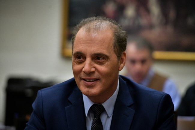 Απάντηση Βελόπουλου με καρφί σε Ιερώνυμο: Η ιεραρχία δεν θα πρέπει να οδηγεί τους πιστούς σε συγκεκριμένους πολιτικούς χώρους