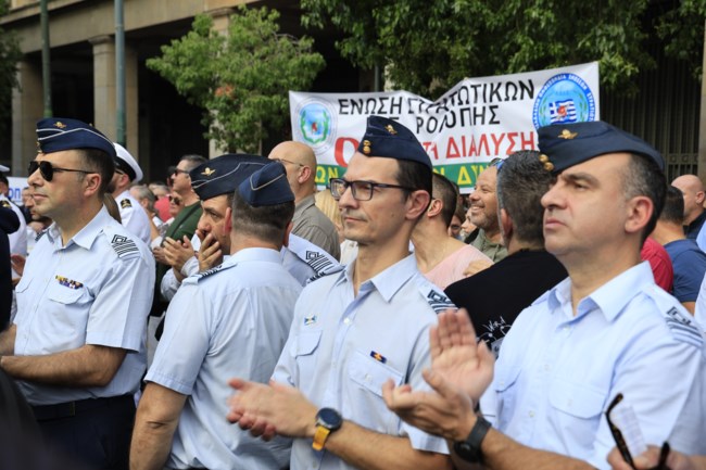 διαμαρτυρια ενστολων