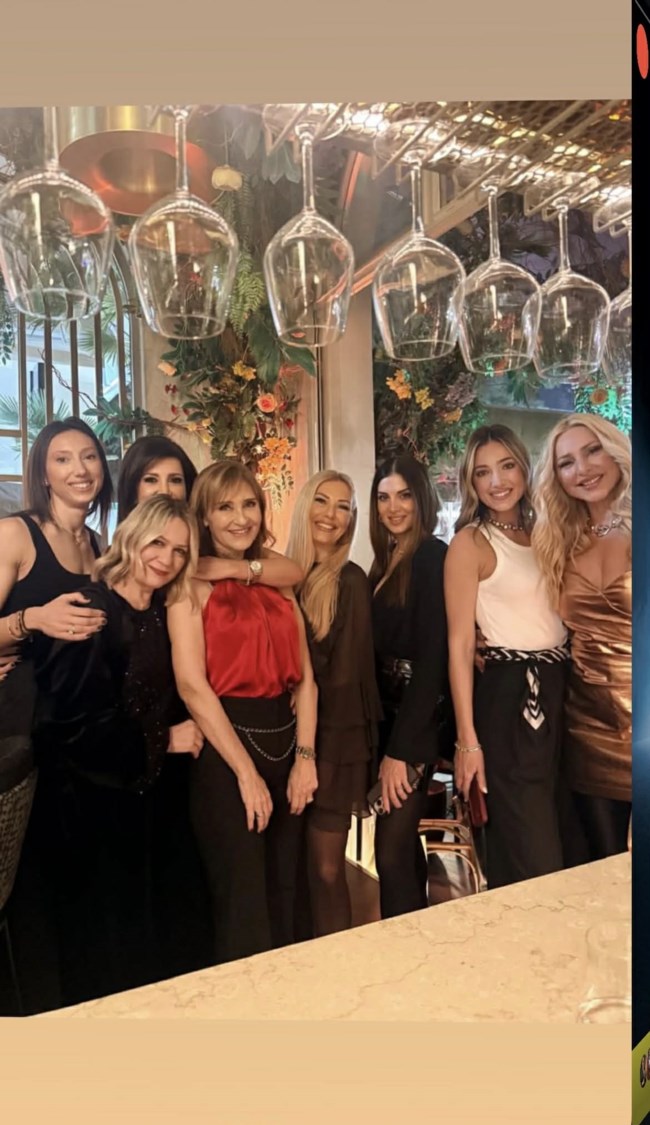 Μάρα Ζαχαρέα: Chic σε δείπνο για μία ξεχωριστή αφορμή