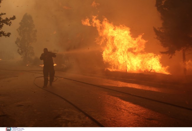 Φωτιά στην Πεντέλη