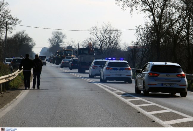 Ξεκίνησε η κάθοδος των αγροτών στην Αθήνα - Πάνω από 150 τρακτέρ - Πώς θα τους "υποδεχτεί" η κυβέρνηση