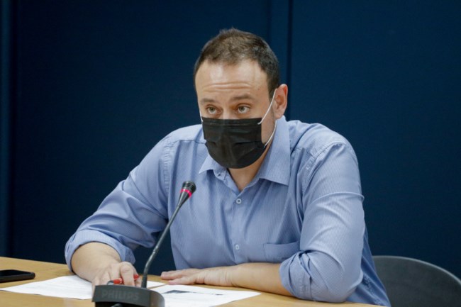Κορονοϊός: "Ανησυχία για υπερμετάδοση από τη μεγάλη συγκέντρωση στο Εφετείο" - Τι είπαν Χαρδαλιάς, Μαγιορκίνης