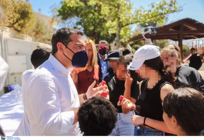 Το παιδικό χωριό SOS στην Βάρη επισκέφθηκε ο Αλέξης Τσίπρας