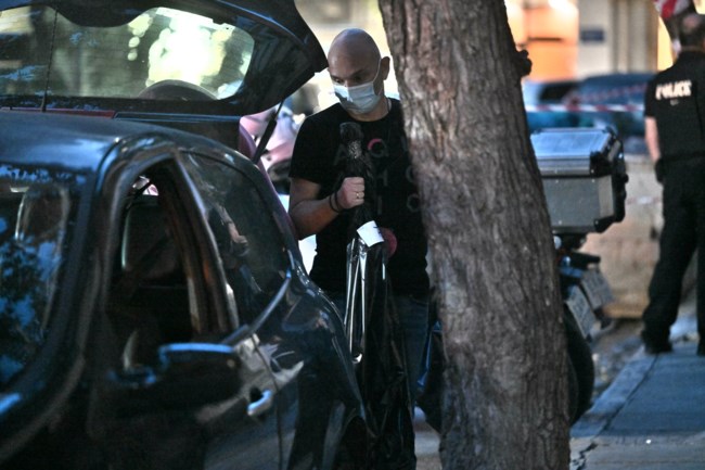 πολεμικός εξοπλισμός Κολωνάκι